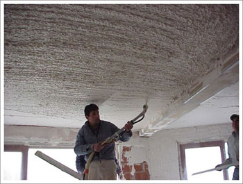 Tencuiala mecanizata